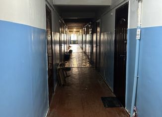 Продаю комнату, 13.4 м2, Ижевск, Авангардная улица, 14, Центральный жилой район