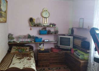 Продается 4-комнатная квартира, 63 м2, Каменск-Шахтинский, проспект Карла Маркса, 16А