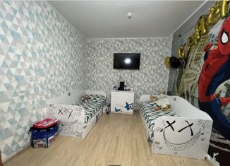 2-комнатная квартира на продажу, 70.1 м2, посёлок Тазовский, улица Калинина, 7Б