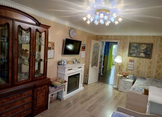 Продаю 2-комнатную квартиру, 58 м2, Строитель, улица Победы, 13