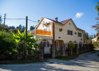 Продам дом, 123 м2, посёлок городского типа Дагомыс, Батумское шоссе, 137