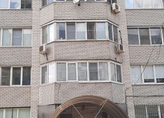 Продажа трехкомнатной квартиры, 103 м2, Волгоград, улица Елисеева, 19, район Дар-Гора