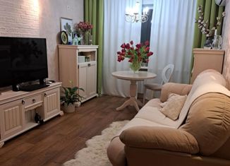 Продается двухкомнатная квартира, 53 м2, посёлок городского типа Лучегорск, 4-й микрорайон, 15