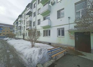 Продам двухкомнатную квартиру, 42.8 м2, Алапаевск, улица Павлова, 37