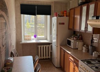 Продаю 4-ком. квартиру, 81.32 м2, Белебей, улица Революционеров, 38