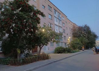 Продается двухкомнатная квартира, 49 м2, Вологда, Ленинградская улица, 75А