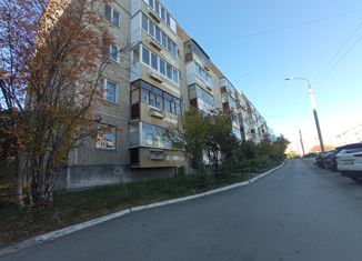 Продаю 2-ком. квартиру, 52.2 м2, Первоуральск, улица Данилова, 9А