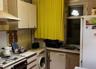 Продам 3-комнатную квартиру, 67.3 м2, Саратов, улица имени И.С. Кутякова, 63, Кировский район