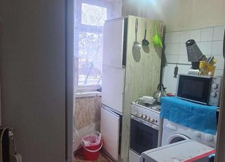 Продажа двухкомнатной квартиры, 43 м2, Луга, проспект Володарского, 13Б