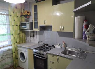Продажа трехкомнатной квартиры, 58.3 м2, Омская область, улица Фугенфирова, 11