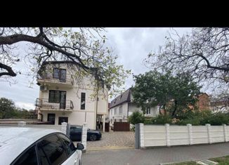 Продается дом, 703.5 м2, Геленджик, улица Серафимовича, 7