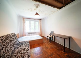 Продам 1-комнатную квартиру, 30.5 м2, Санкт-Петербург, проспект Большевиков, 81, метро Пролетарская