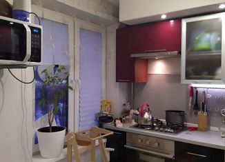 Продаю 3-комнатную квартиру, 58 м2, Москва, Каспийская улица, 24к1, метро Царицыно
