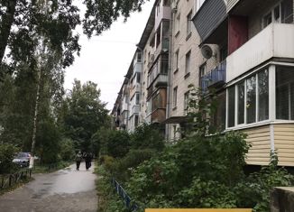 Продам 1-ком. квартиру, 38 м2, городской посёлок Кузьмоловский, улица Победы, 8