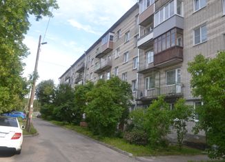 Продам 2-ком. квартиру, 44.8 м2, посёлок городского типа имени Морозова, Первомайская улица, 13