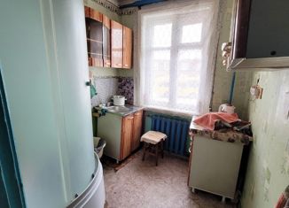 Продам 2-комнатную квартиру, 33 м2, Иланский, улица Советской Армии, 110
