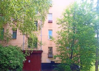 Продам 3-ком. квартиру, 41.5 м2, Санкт-Петербург, проспект Стачек, 212, метро Проспект Ветеранов