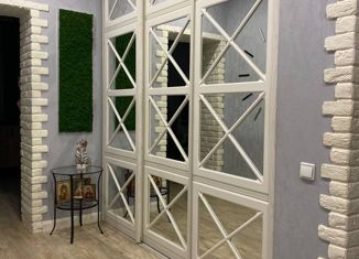 Продается двухкомнатная квартира, 63 м2, посёлок Путёвка, микрорайон Мегаполис-Парк, 14/4