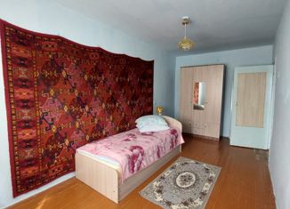 Продажа 3-комнатной квартиры, 67 м2, посёлок городского типа Новокручининский, Заводская улица, 8