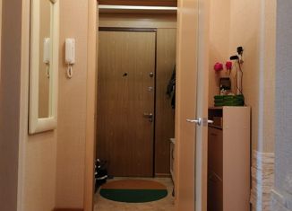 Продается 3-комнатная квартира, 71 м2, Москва, проспект Защитников Москвы, 7к2, проспект Защитников Москвы