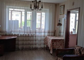 Продам 2-комнатную квартиру, 45 м2, Нижний Новгород, Должанская улица, 3, метро Стрелка