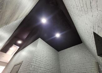 Продам двухкомнатную квартиру, 42.7 м2, поселок городского типа Малышева, Советская улица, 1