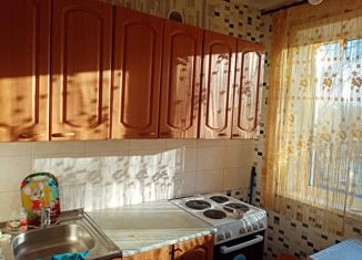 Продам 3-комнатную квартиру, 62.3 м2, Барнаул, улица Юрина, 225