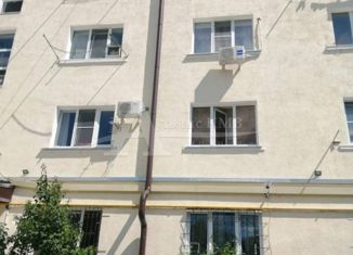 Продаю однокомнатную квартиру, 12 м2, Железноводск, улица Косякина, 26