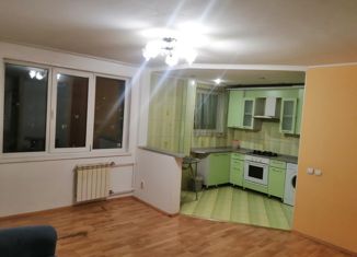 Продается трехкомнатная квартира, 58 м2, Екатеринбург, Военная улица, 10, Чкаловский район