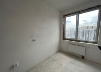 Продам 1-комнатную квартиру, 30.7 м2, Кудрово, проспект Строителей, 1к1