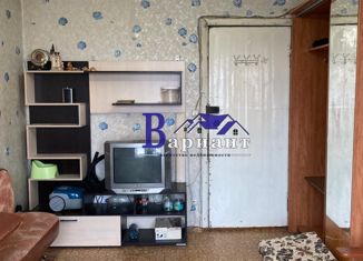 Продаю комнату, 17.7 м2, Осинники, улица Революции, 11