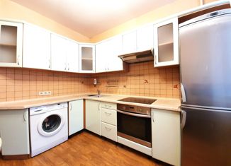 Продажа 2-комнатной квартиры, 50.1 м2, Химки, улица Марии Рубцовой, 3