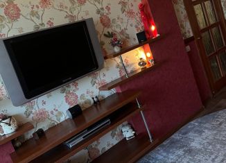Продажа 2-комнатной квартиры, 53 м2, Балахна, улица Космонавтов, 7