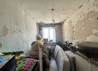 Продаю 3-ком. квартиру, 55.5 м2, поселок Тайжина, Коммунистическая улица, 27