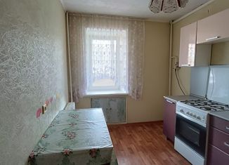 Продам трехкомнатную квартиру, 59.8 м2, Мелеуз, улица Цюрупы, 3
