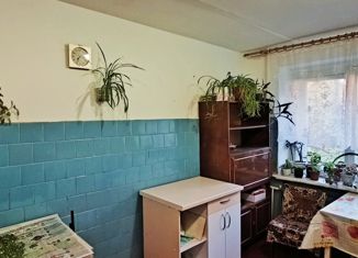 Комната на продажу, 18 м2, Чебоксары, улица Космонавта Андрияна Григорьевича Николаева, 32, Калининский район