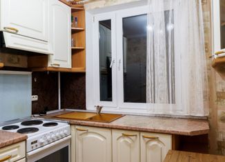 Продаю 2-ком. квартиру, 44.8 м2, Москва, улица Пришвина, 13Б, улица Пришвина