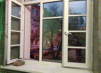 3-комнатная квартира на продажу, 70.5 м2, Санкт-Петербург, Фарфоровская улица, 20, метро Ломоносовская