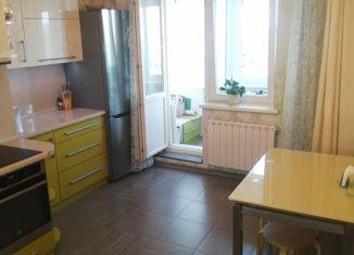 Продаю двухкомнатную квартиру, 55 м2, Одинцово, улица Чистяковой, 78