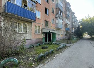 Продаю 2-ком. квартиру, 44.5 м2, Барнаул, улица Антона Петрова, 114, Железнодорожный район