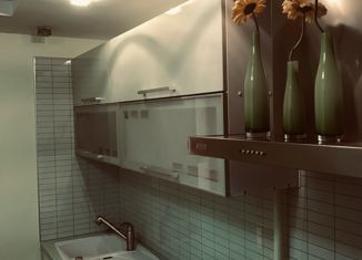 Продается 2-комнатная квартира, 51.5 м2, Самара, улица Мичурина, 11, метро Алабинская