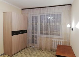 Продаю 2-комнатную квартиру, 42 м2, поселок городского типа Белогорск, Юбилейная улица, 24