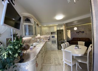 Продам двухкомнатную квартиру, 66 м2, Санкт-Петербург, Шкиперский проток, 20, Шкиперский проток