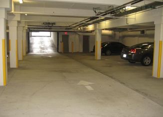 Машиноместо на продажу, 13.3 м2, Сочи, улица Роз, 36, микрорайон Центральный