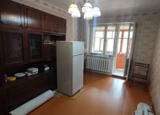 Продам 2-комнатную квартиру, 43.4 м2, Рославль, 15-й микрорайон, 12