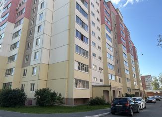 Продаю двухкомнатную квартиру, 58 м2, Тобольск, 10-й микрорайон, 74