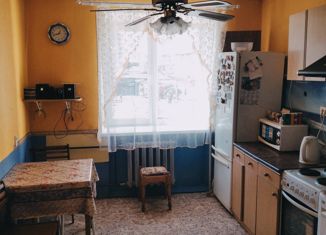 Продается 2-ком. квартира, 40 м2, село Дмитриевка, Трактовая улица, 24
