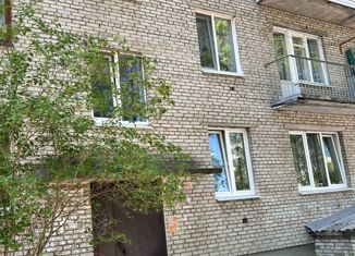 Продается 3-ком. квартира, 56 м2, Ленинградская область, улица Чкалова, 17