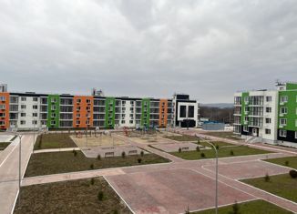 Продаю трехкомнатную квартиру, 84 м2, Артём, улица Острякова, 1Ак1