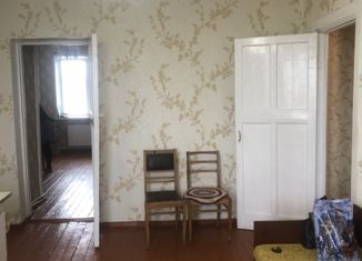 Двухкомнатная квартира на продажу, 38 м2, Мензелинск, улица Карла Маркса, 70